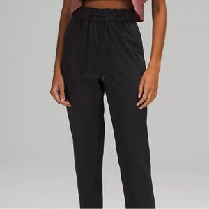 Lululemon High Rise stretch pants